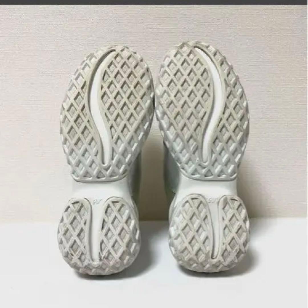 ROGER VIVIER シルバー スニーカ35