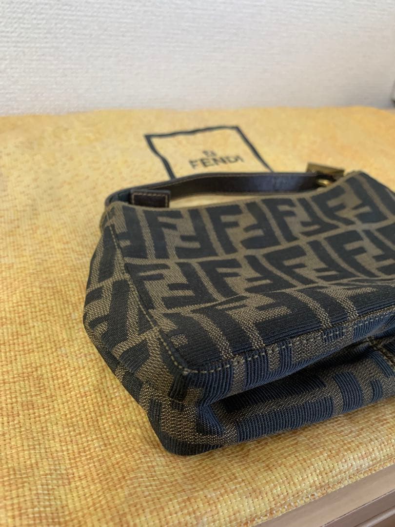 奈々美様 FENDI ズッカ柄 アクセサリーポーチ