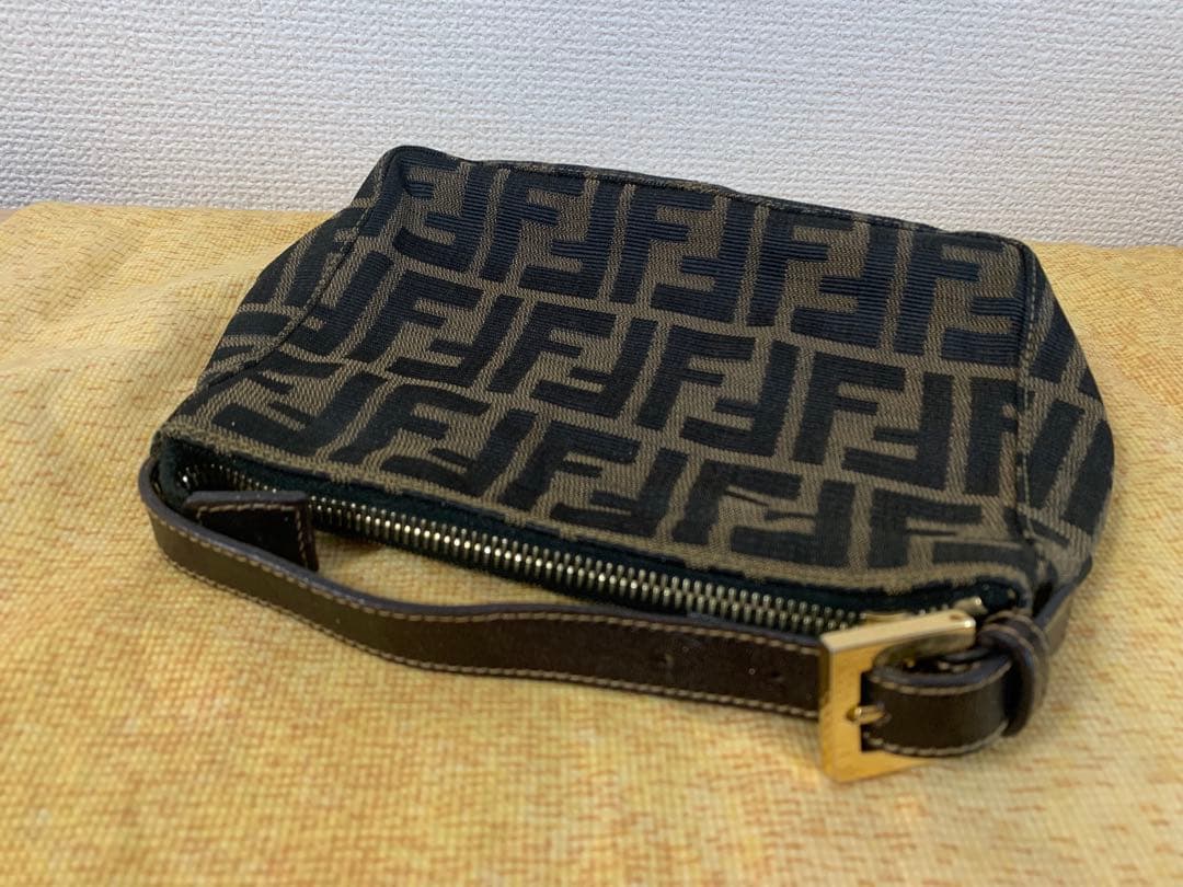 奈々美様 FENDI ズッカ柄 アクセサリーポーチ