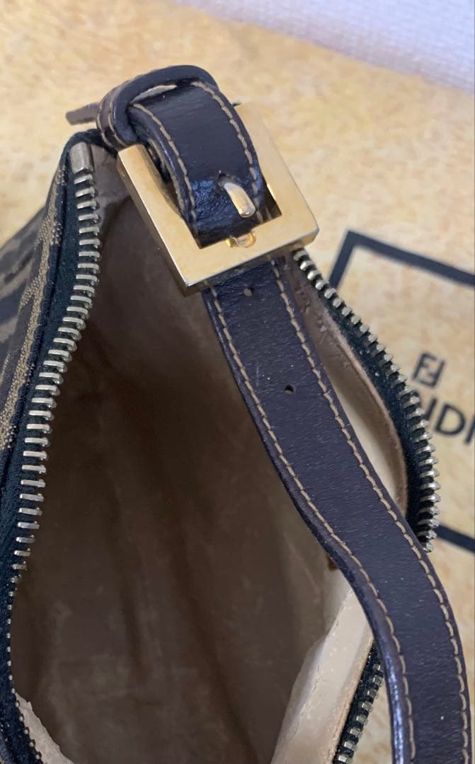 奈々美様 FENDI ズッカ柄 アクセサリーポーチ