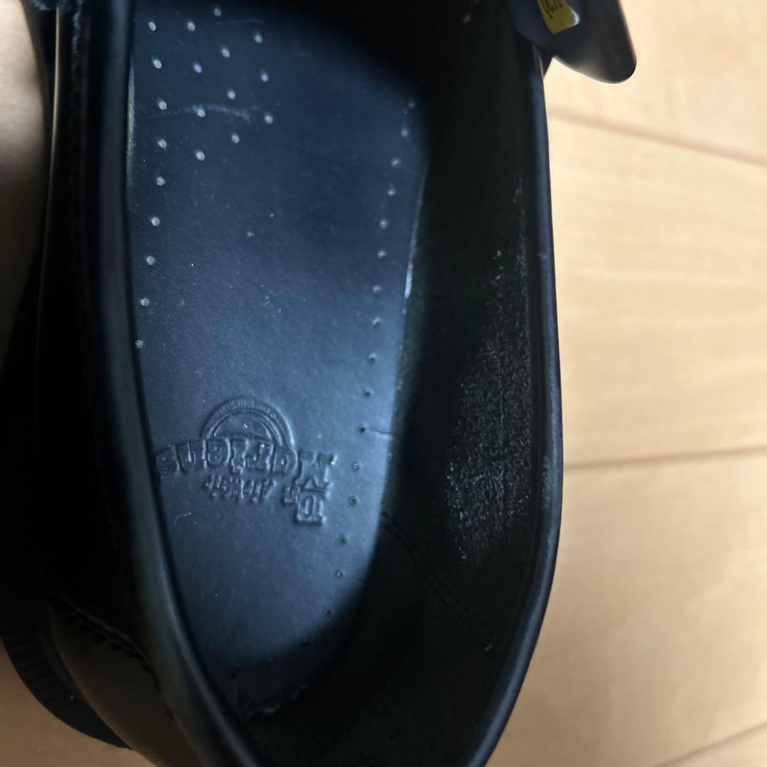 Dr.Marten ADRIANタッセル付き ブラックローファー