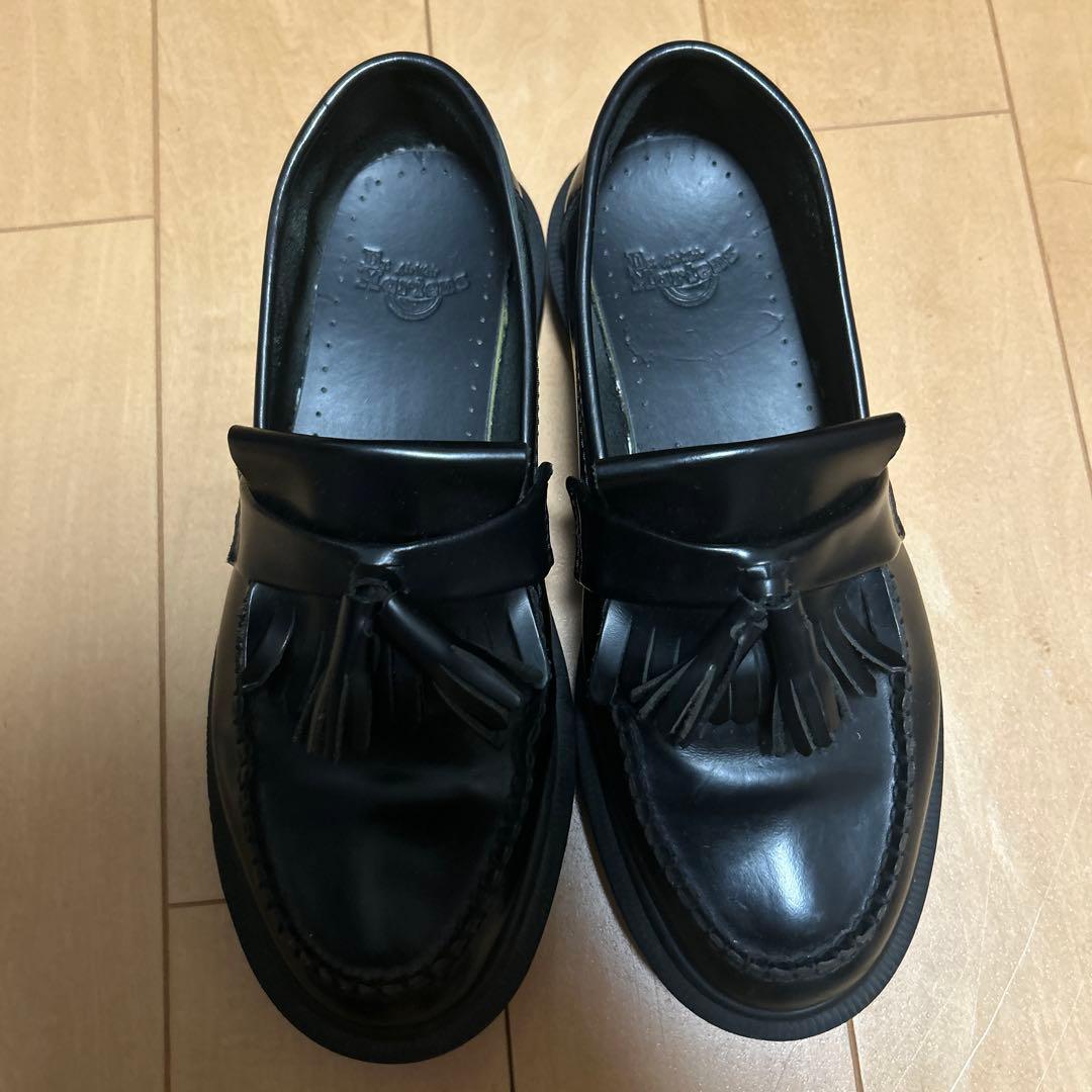 Dr.Marten ADRIANタッセル付き ブラックローファー