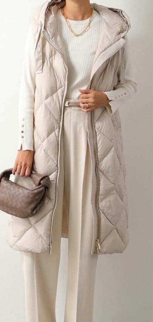 MaxMara The Cube ダウンベスト　フォックスファー　アイボリー