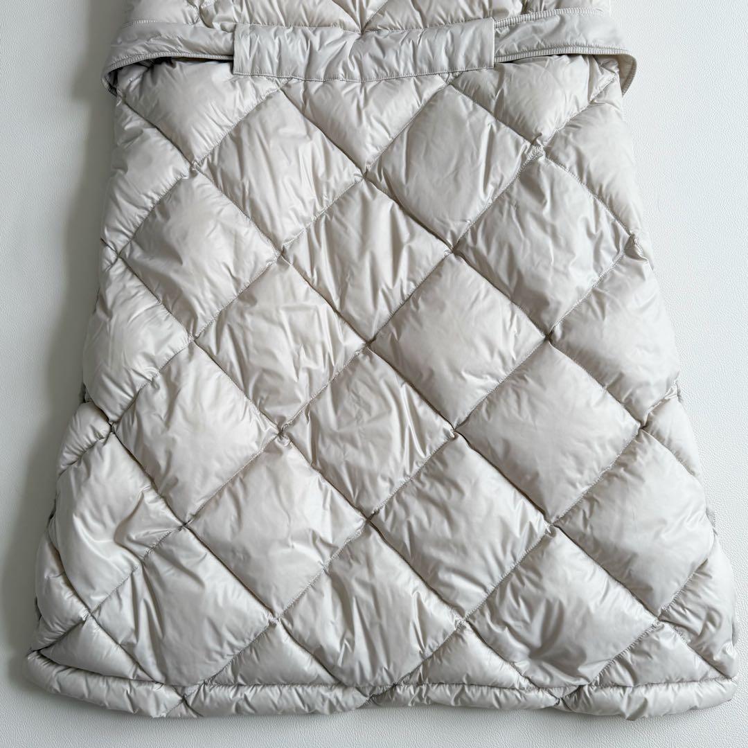 MaxMara The Cube ダウンベスト　フォックスファー　アイボリー