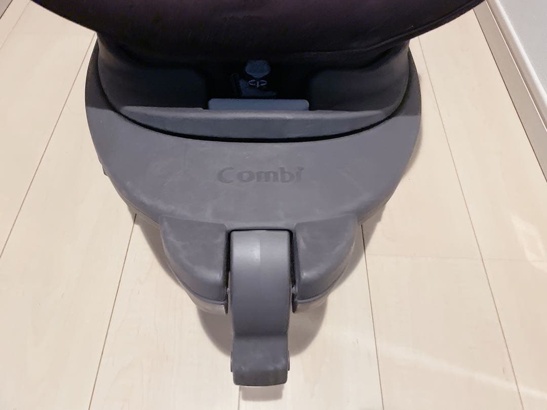 【最上位モデル】combi チャイルドシート THE S PLUS【プロ配送】