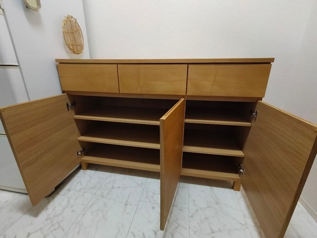 【お値下】無印 タモ材 キャビネット 脚付き