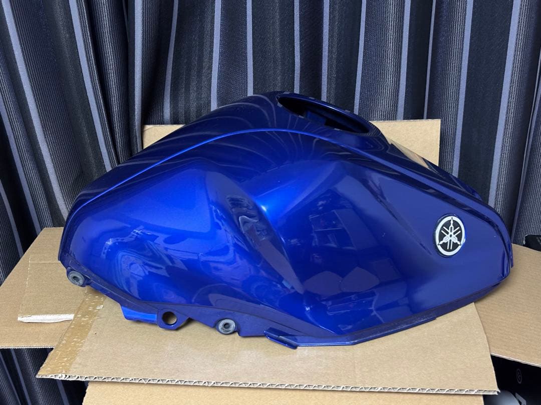 【値下】YZF R25 タンクカバー一式