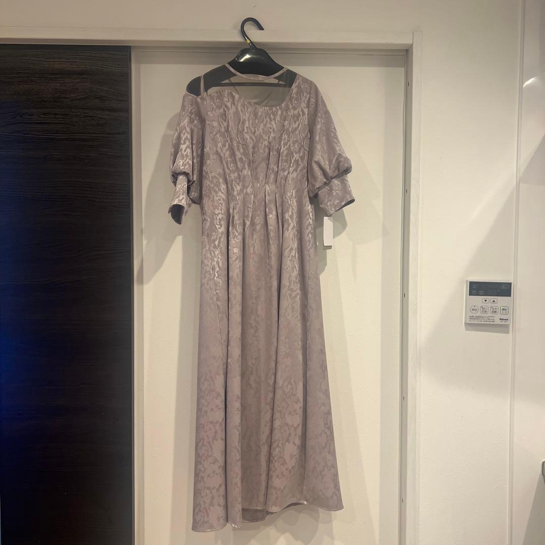 あ*こ様 「値引き中」Meandering waist tuck flare d