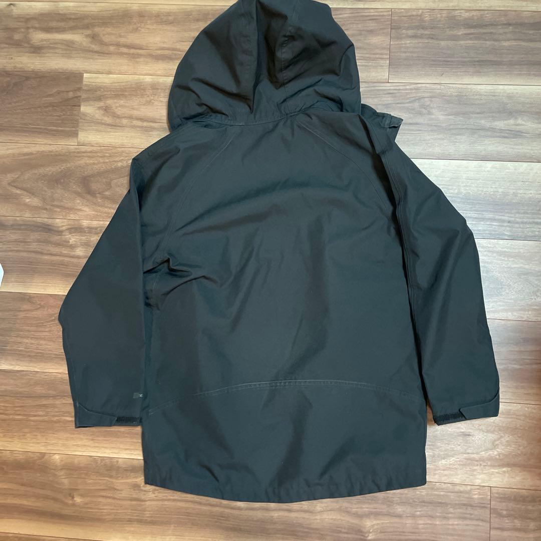 Patagonia キッズXL黒ジャケット ダウンジャケット付き