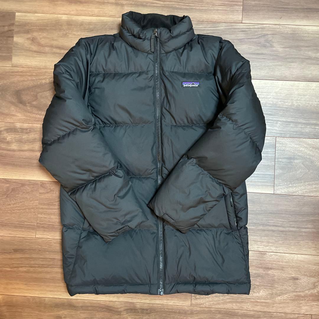 Patagonia キッズXL黒ジャケット ダウンジャケット付き