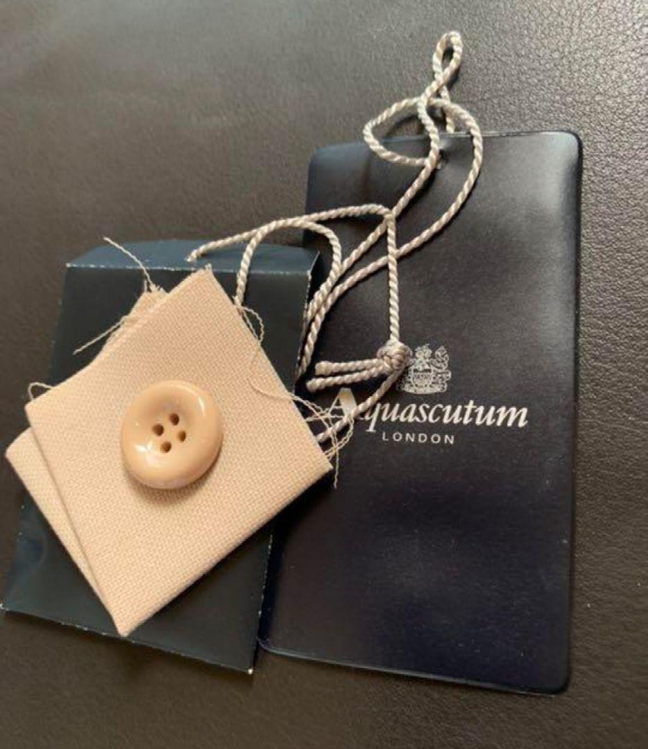 ＊アクアスキュータム＊ スーツ ベージュ タグ有