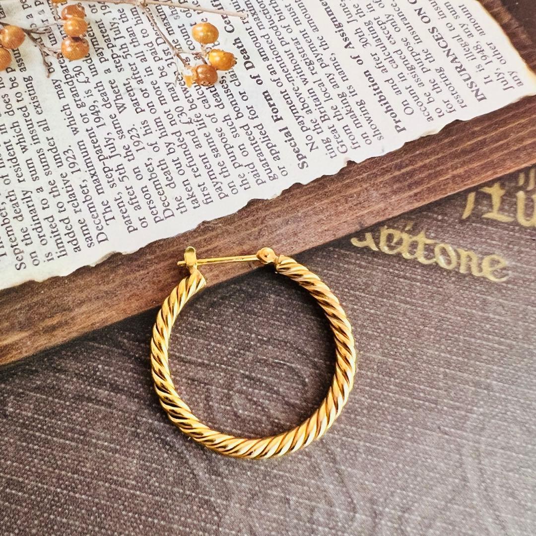 k18 ピアス　片耳のみ　2.18g