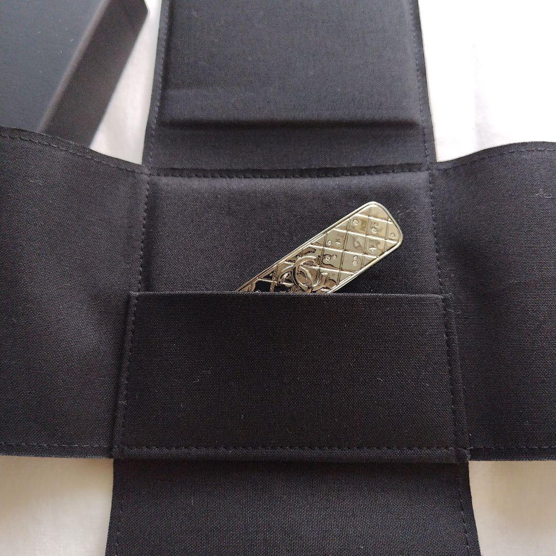 シャネル 24K バレッタ