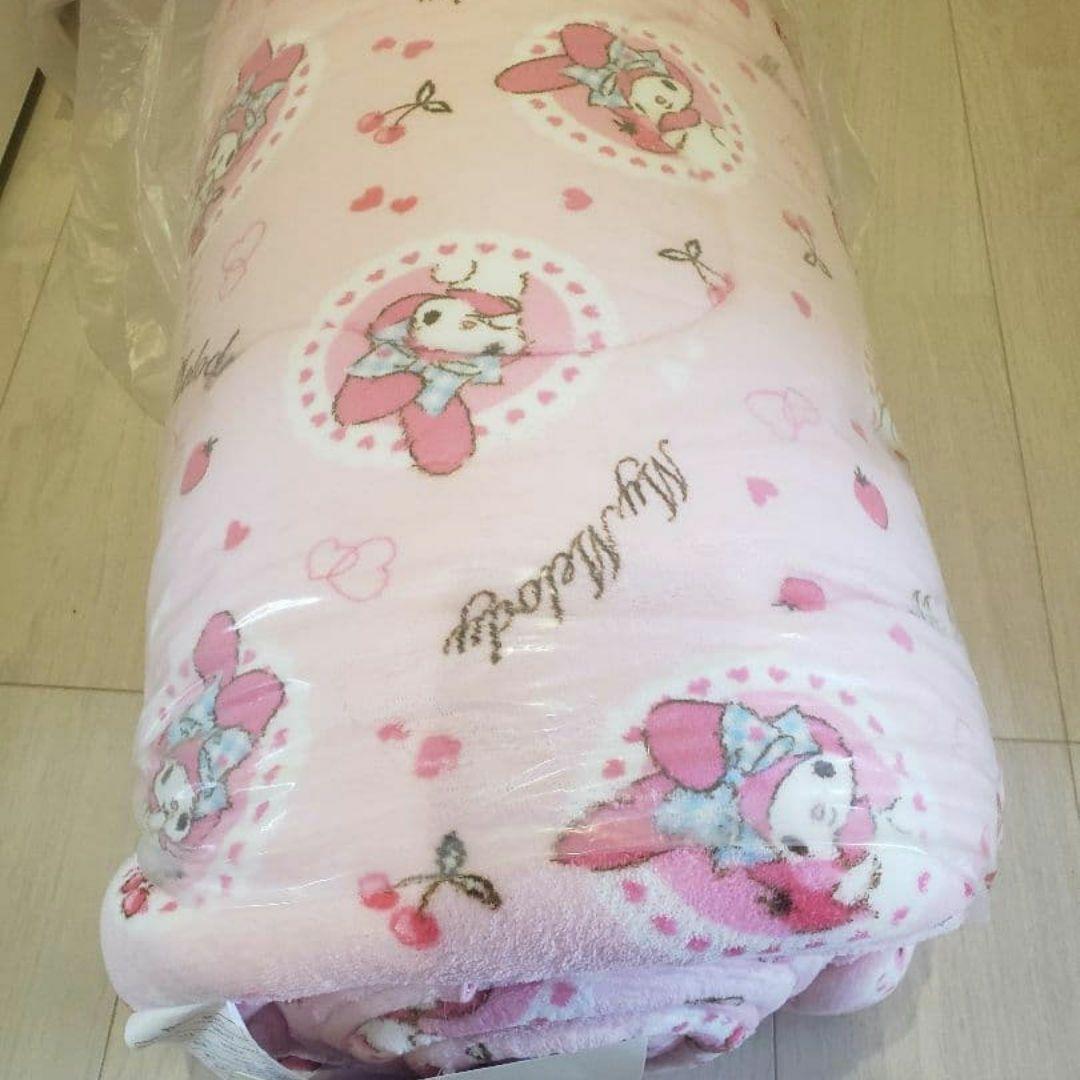 新品未使用タグ付きマイメロあったか掛け布団