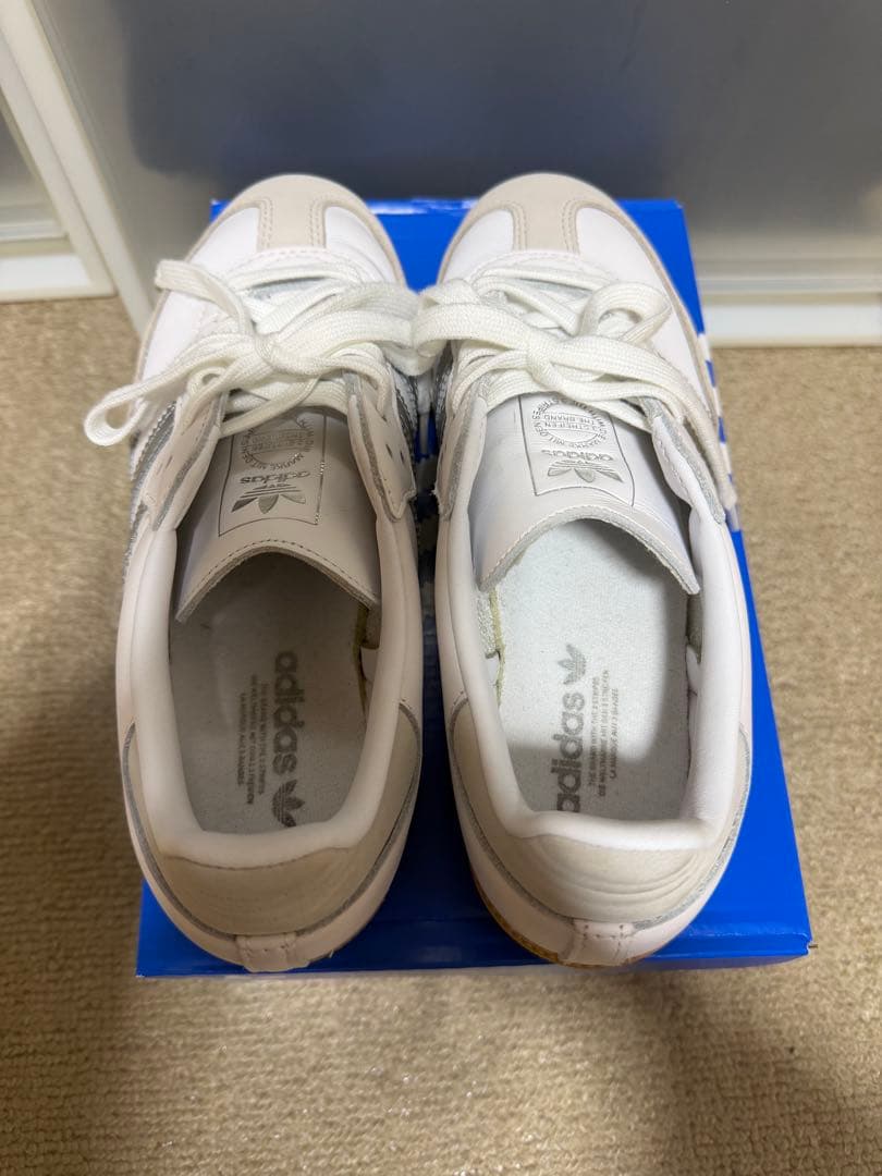 adidas Samba ホワイト/シルバー スニーカー