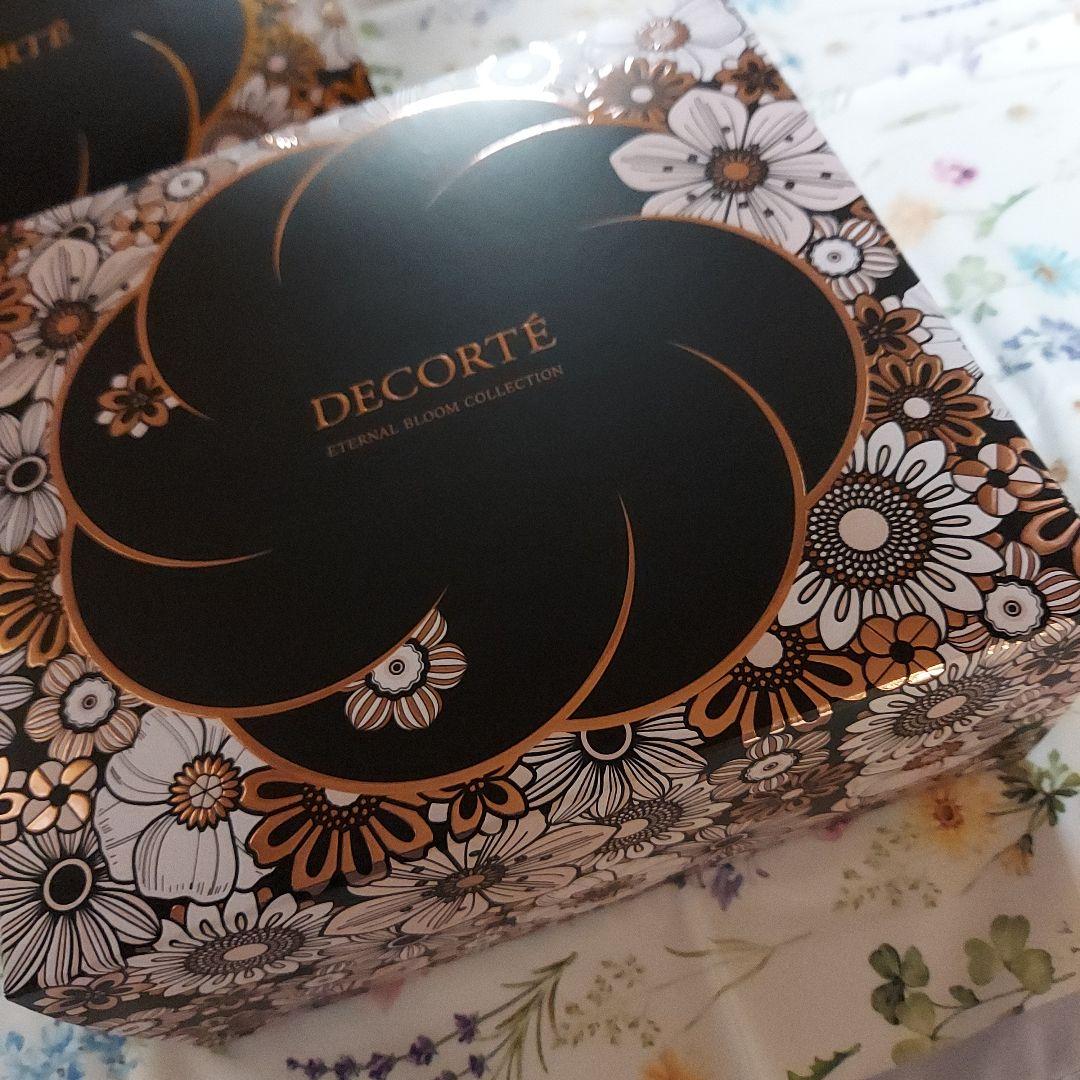 新品未使用　コスメデコルテ　エターナルブルーム　コレクション