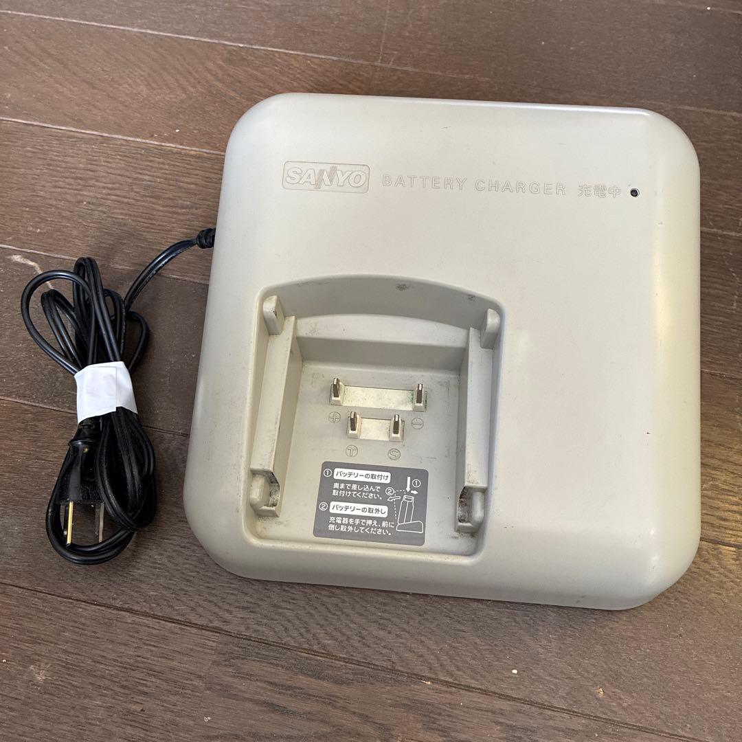SANYO サンヨー電動ハイブリッド自転車用充電器　電池CY-PAA6