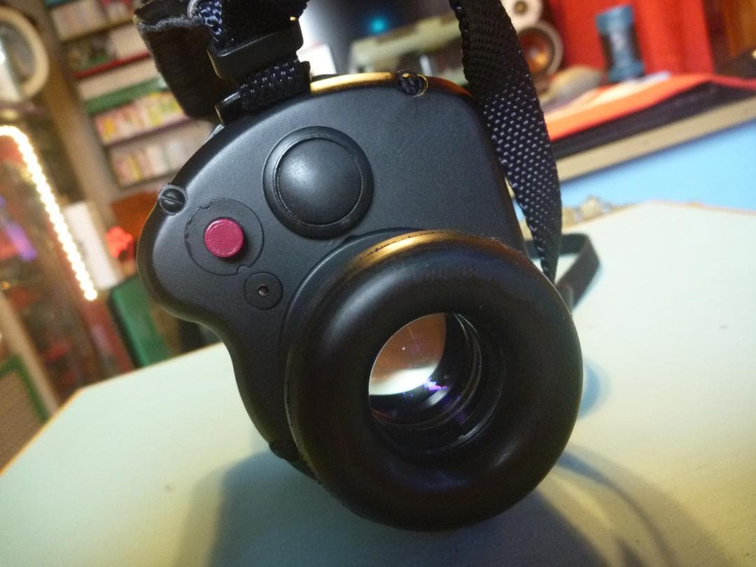 希少！ナイトビジョン ナイトスコープ 暗視眼鏡 RETRON M１０１