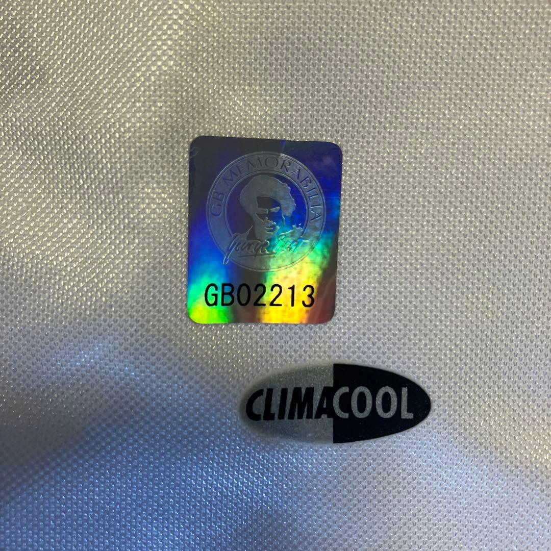 レアル・マドリード2004〜2005シーズン銀河系軍団サイン入りユニフォーム