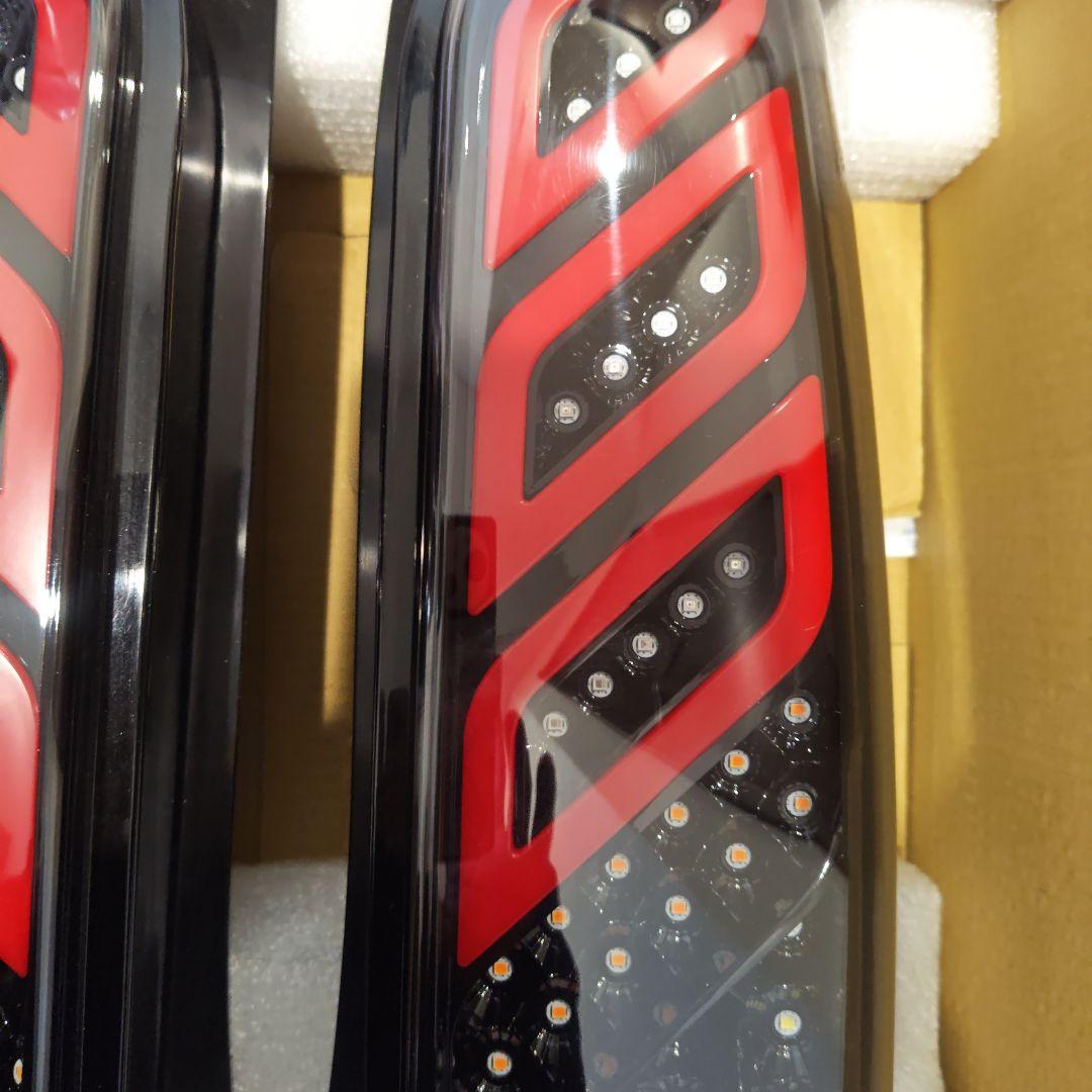 プロボックス　ショウワガレージ　LEDテールランプ　ライトスモーク