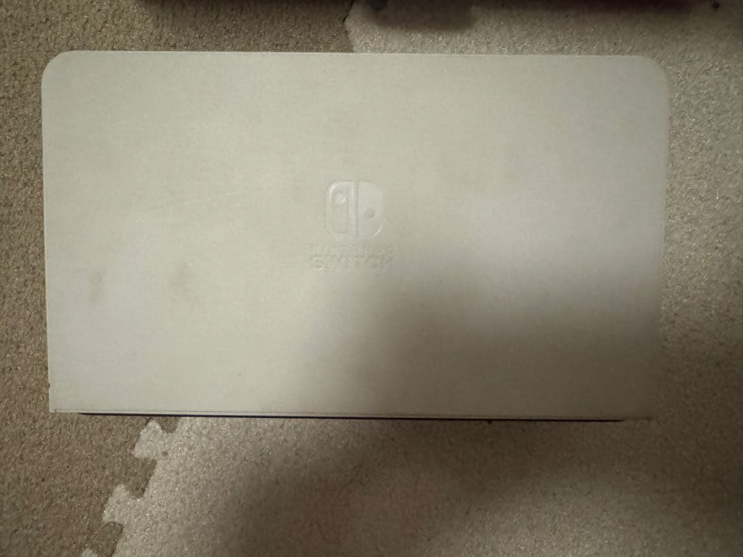 Nintendo Switch ホワイト 本体 + Joy-Con + ケース