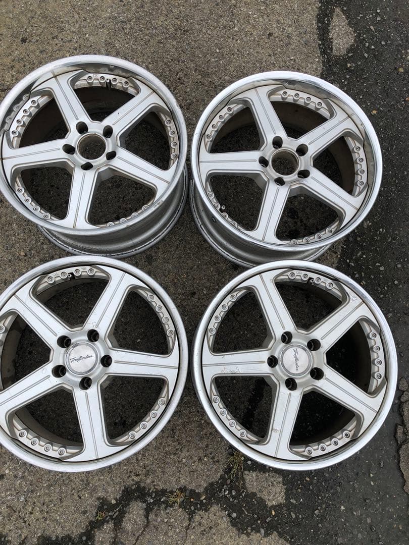 希少TRAFFICSTAR RTS 18インチ５穴 5H PCD114.3