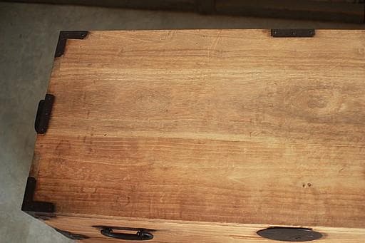味のある丸金具時代箪笥　桐箪笥　抽斗2段　タンス　収納　古家具　古民家　時代家具