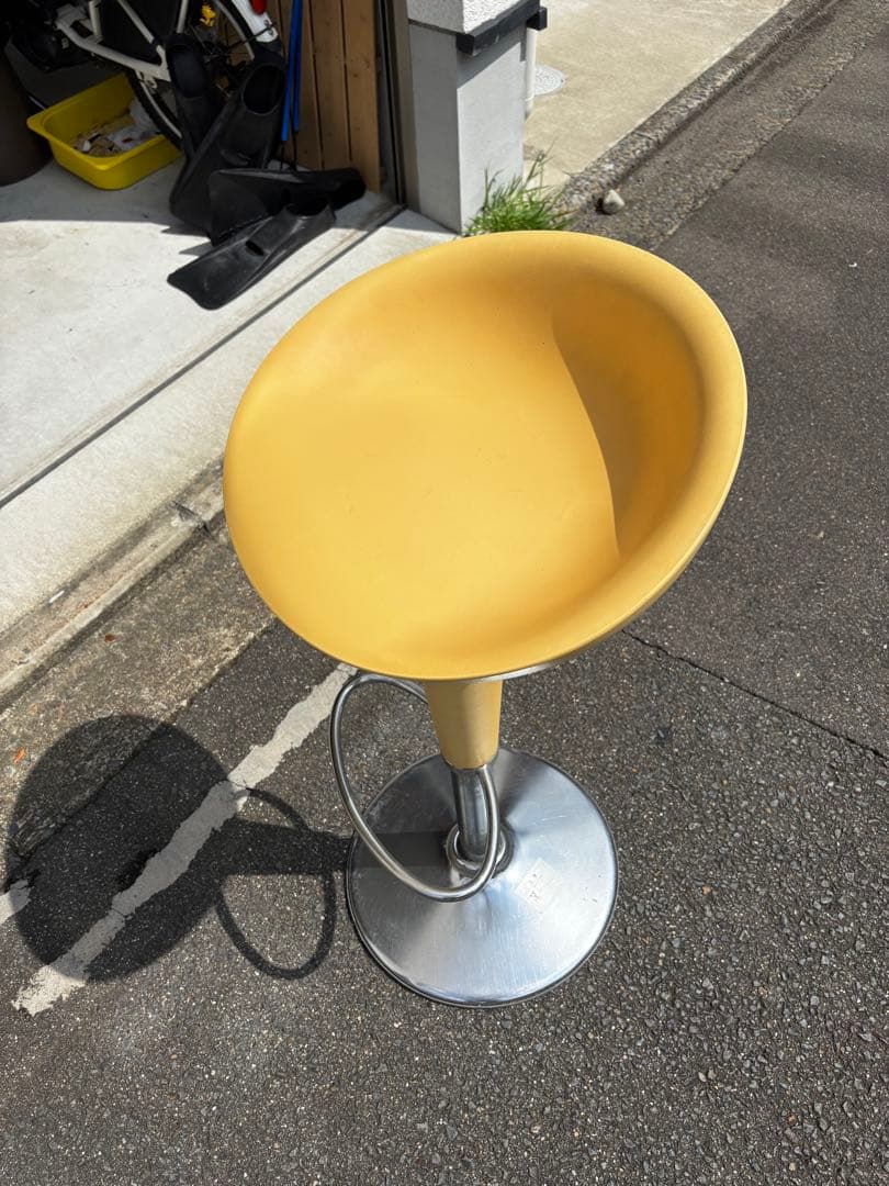 magisボンボ　バーチェアー