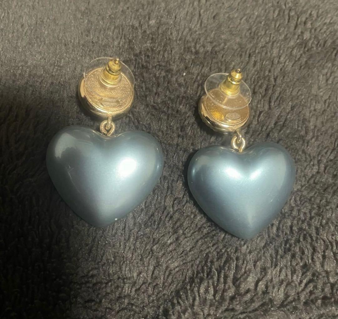 CHANEL a21b ハートピアス　ブルーグリーン　ブティック購入品