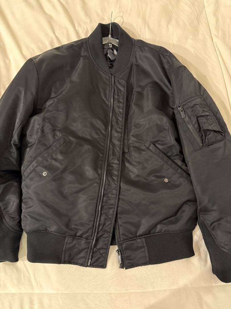 UNIQLO + J ダウン フライトジャケット MA-1 Mサイズ