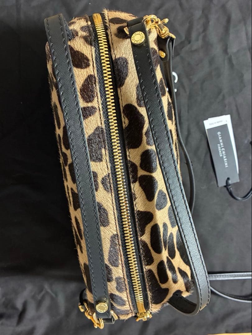 ジャンニキャリーニ　ヒョウ柄ショルダーバッグ