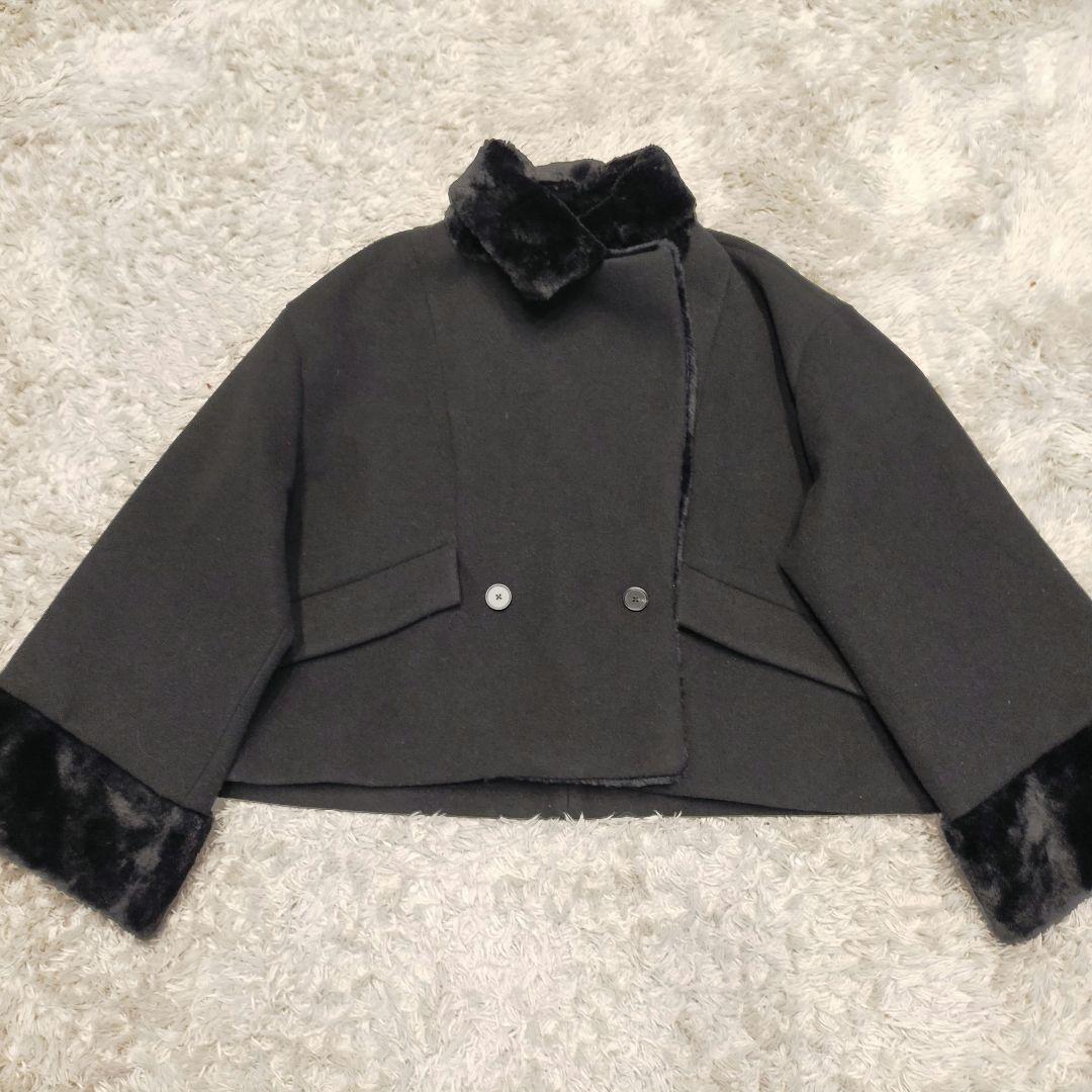 HARE ウーリーテックフェイクファーショートコート　ブラック1