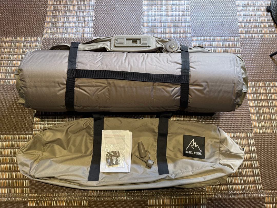 ラーテルワークス 10cm R値7.7インフレーターマットポンプ自動膨張シングル