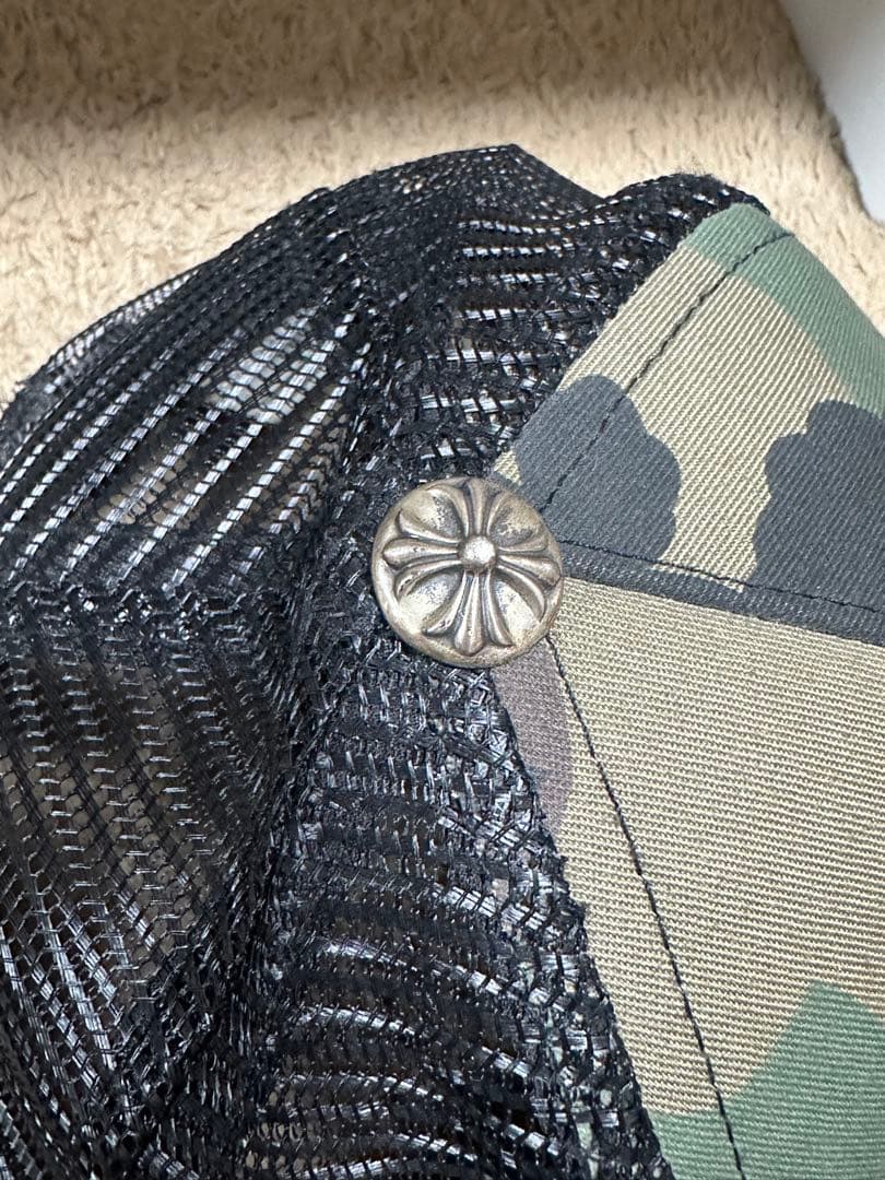 Chrome Hearts 迷彩トラッカーキャップ