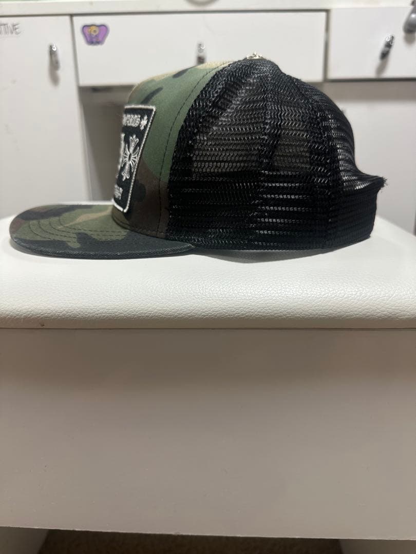 Chrome Hearts 迷彩トラッカーキャップ