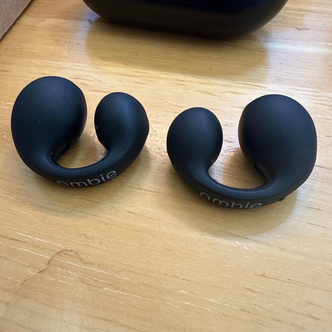 美品ambie AM-TW02 Black　アンビー　ワイヤレスイヤホン
