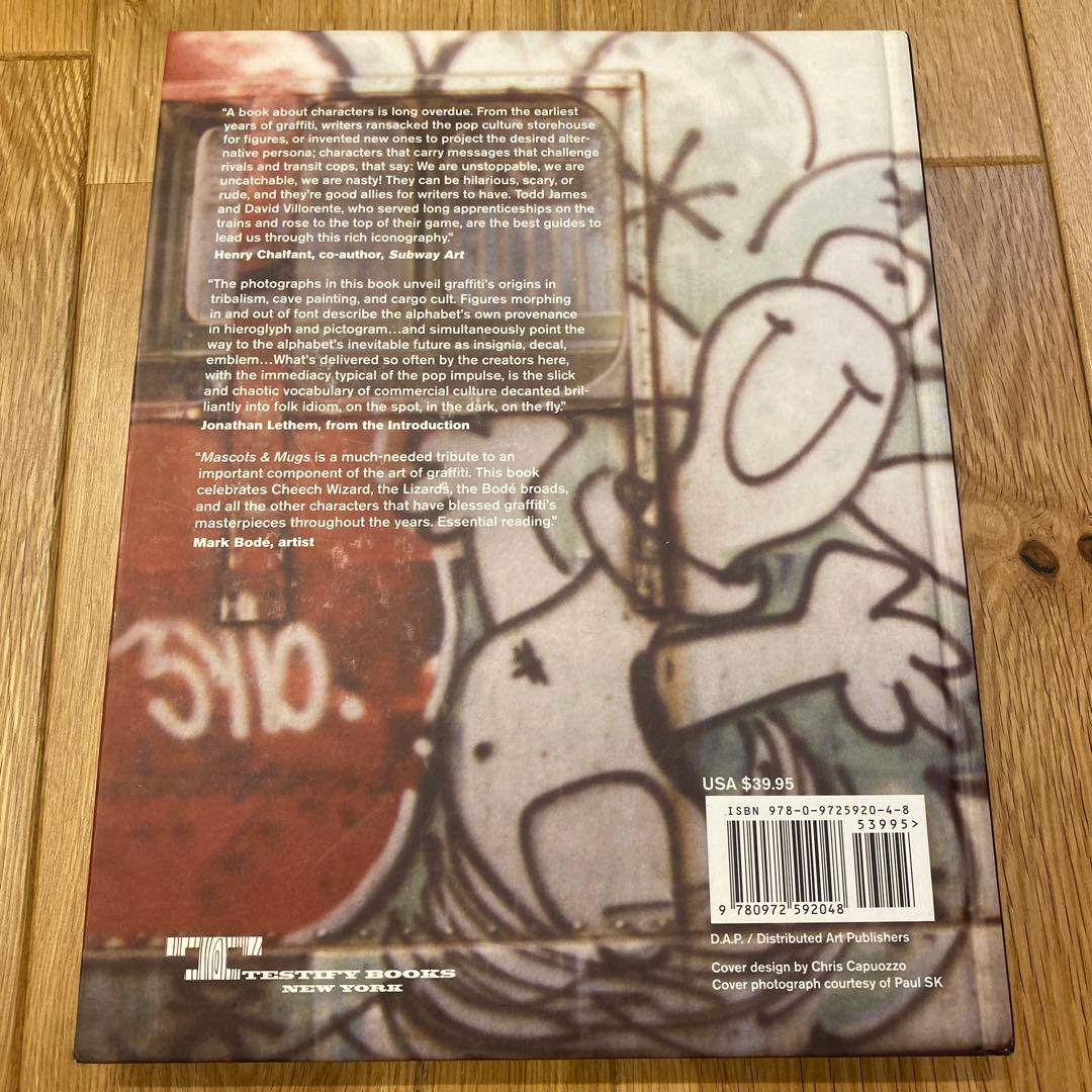 洋書 MASCOTS & MUGS Subway Graffiti