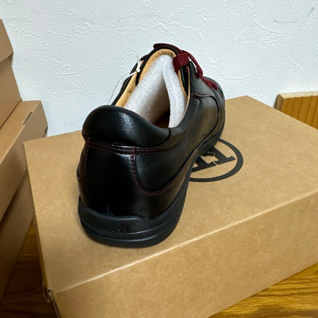 BENESU ベネシュ　24.0cm design270 ベネッシュ