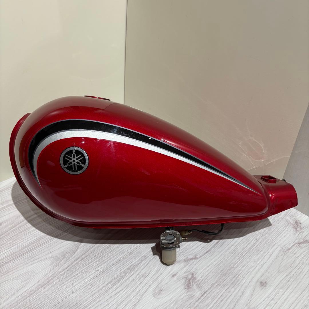 YB125SP タンク　レッド　コック　センサー付き　10L