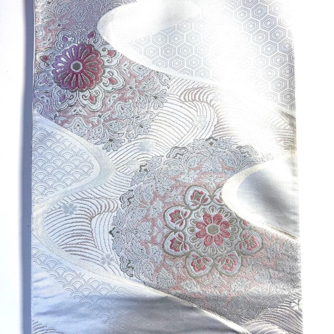 6k148 袋帯　絹　唐織　正倉院文様　華文　銀色　白　ピンク　花柄　和装