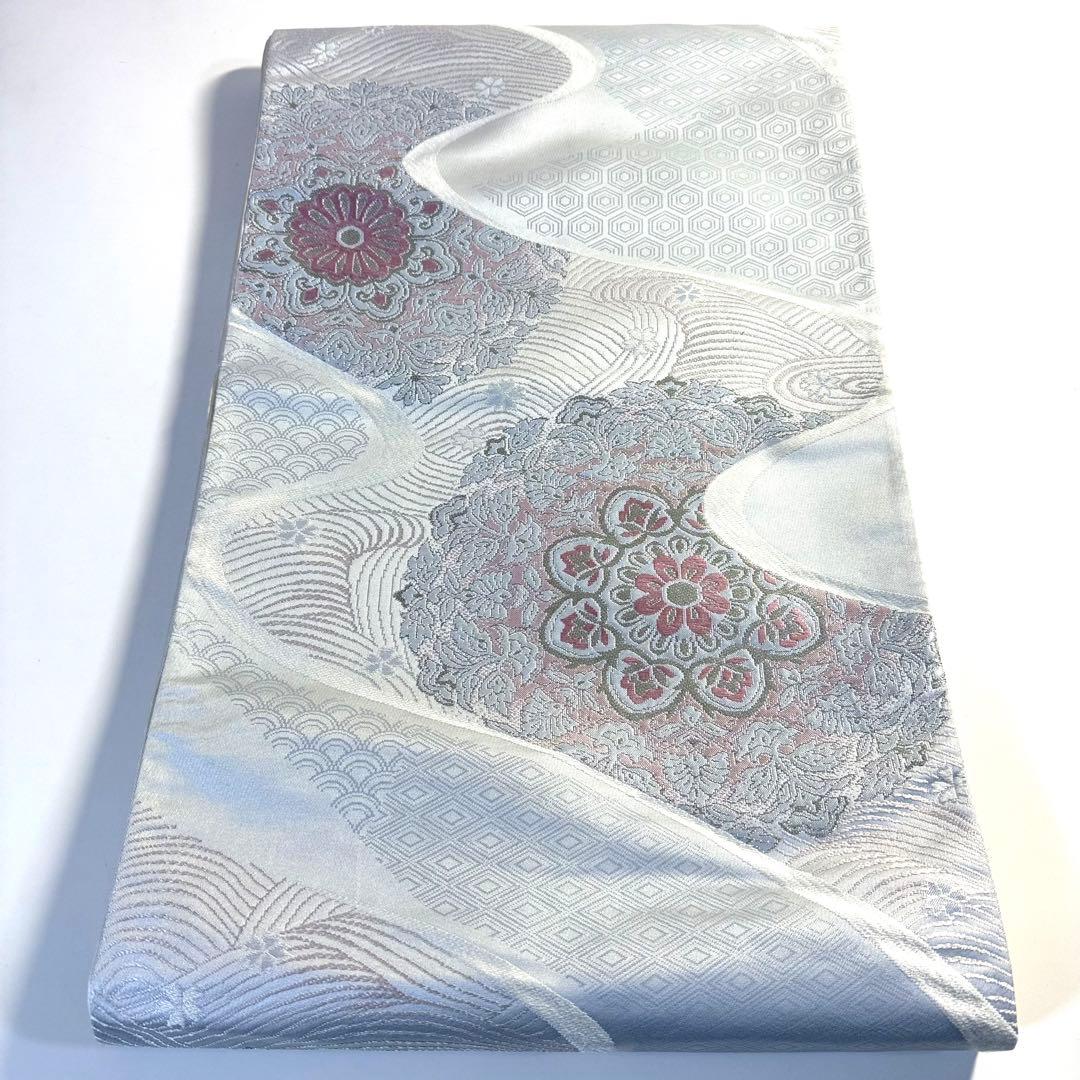 6k148 袋帯　絹　唐織　正倉院文様　華文　銀色　白　ピンク　花柄　和装