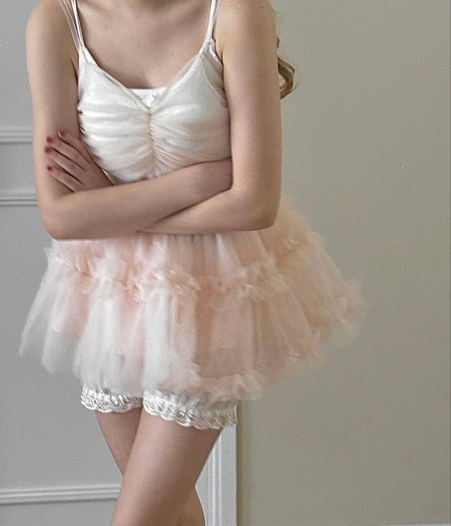 Treat Ürselfビスチェ