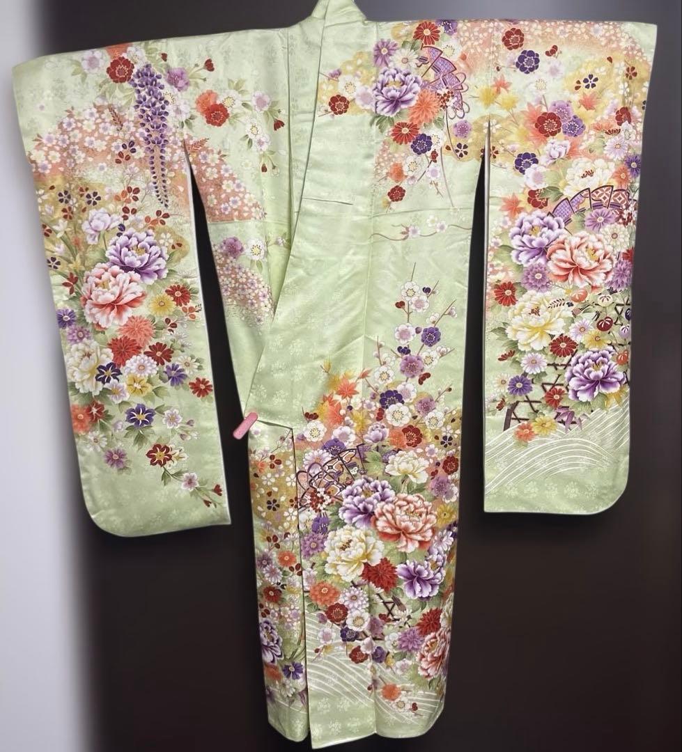 振袖フルセット　淡色黄緑　正絹　長襦袢付き　美品