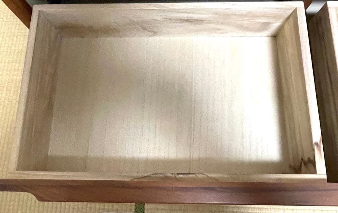 ケユカ ブラウン木製チェスト 4段8引き出し