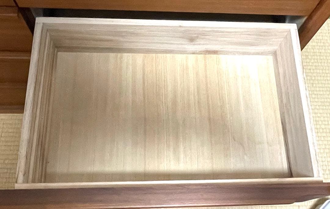 ケユカ ブラウン木製チェスト 4段8引き出し