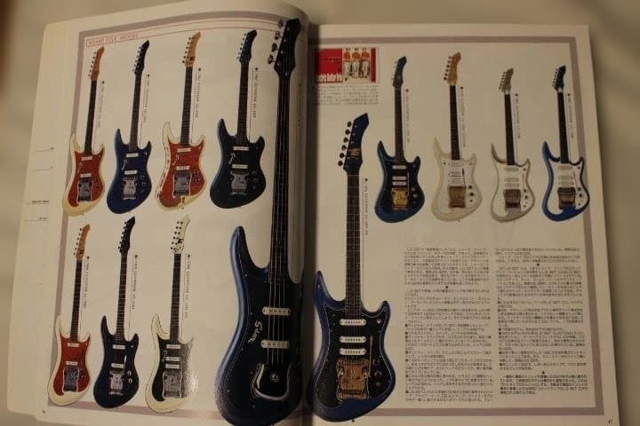 ☆Bizarre Guitars Book USED☆