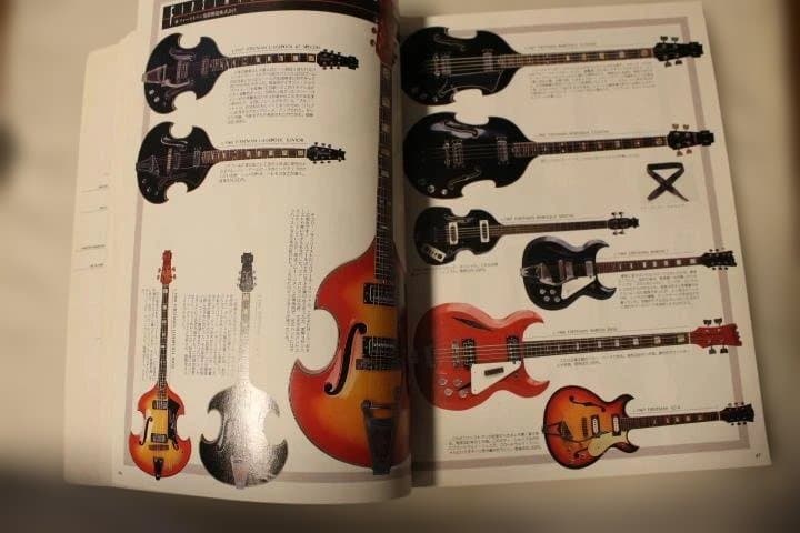 ☆Bizarre Guitars Book USED☆