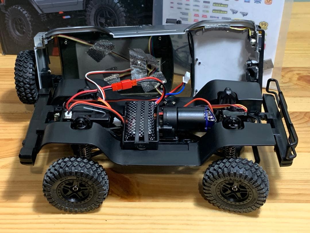 チョロ【美品】LEDライト付きグレーRCカー