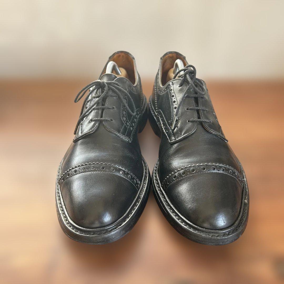 トリッカーズ ストレートチップ