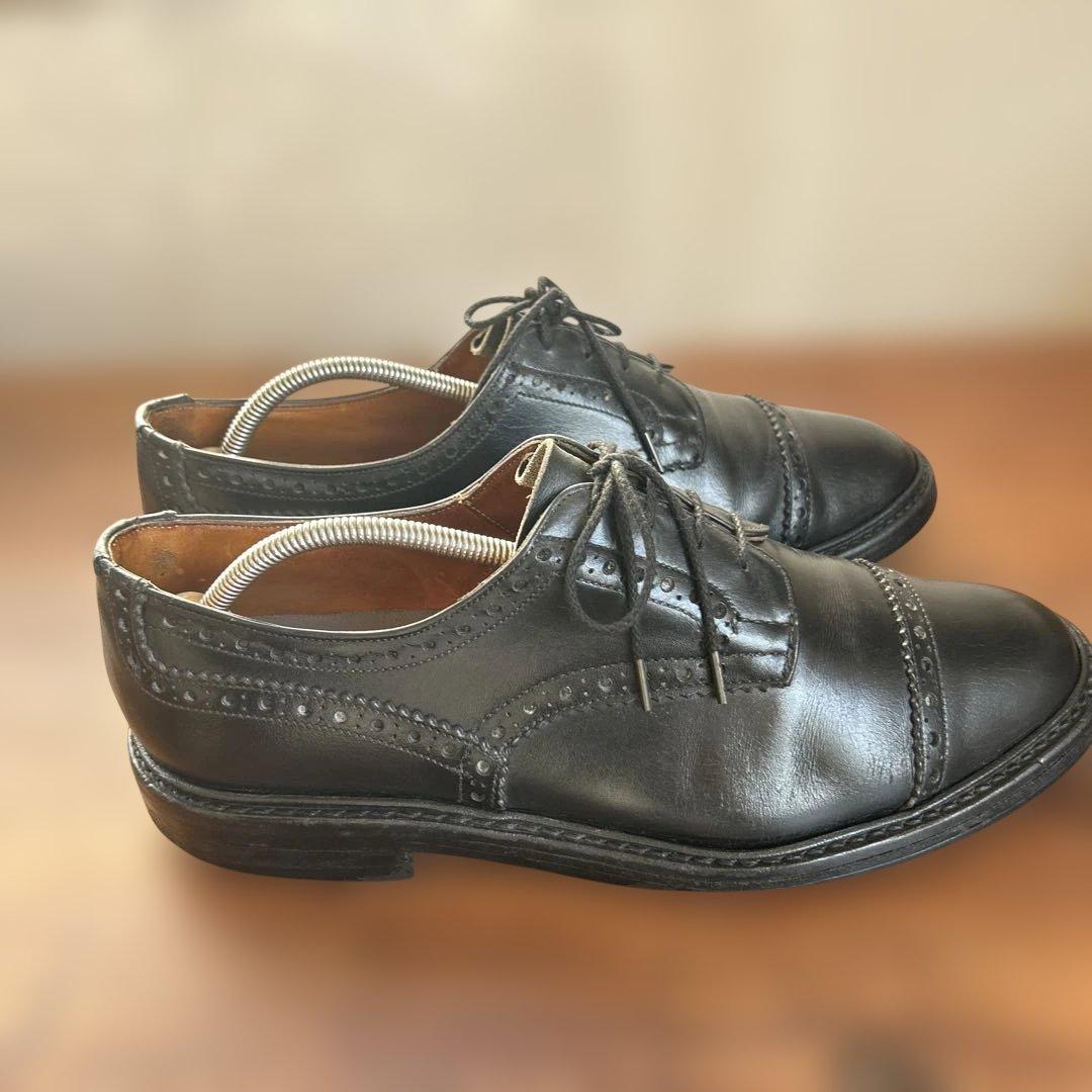 トリッカーズ ストレートチップ